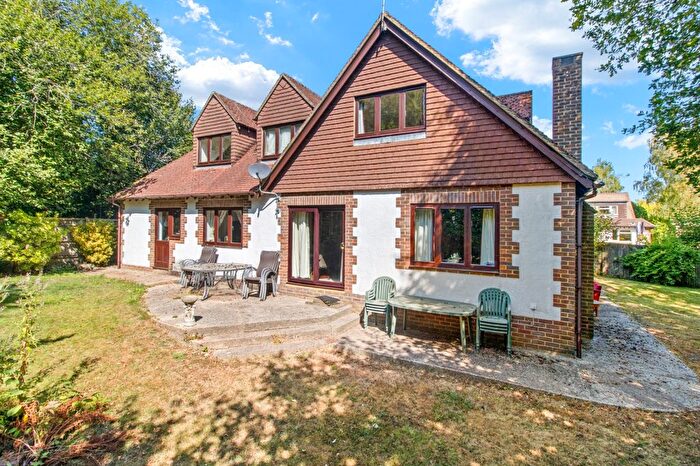 4 Bedroom Detached House For Sale In Oakhurst Drive, Crowborough, East Sussex, TN6