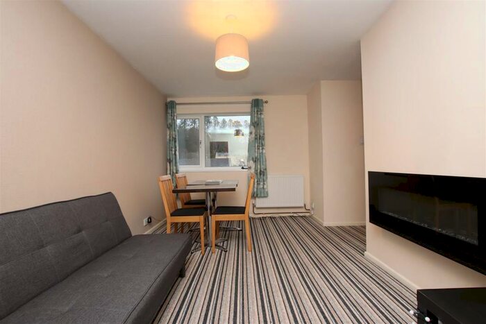 3 Bedroom House To Rent In Coxley Drive, Bath, BA1