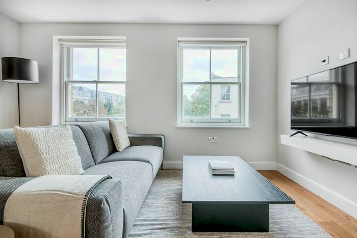 2 Bedroom Flat To Rent In Waterloo, SE1