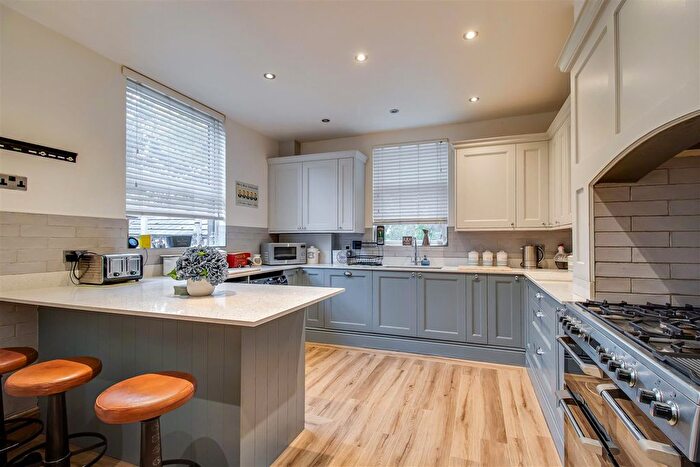 4 Bedroom End Terrace House For Sale In Morrison Street, Castleford, WF10