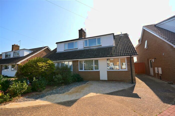 3 Bedroom House To Rent In Willow Close, Spratton, Northampton, NN6