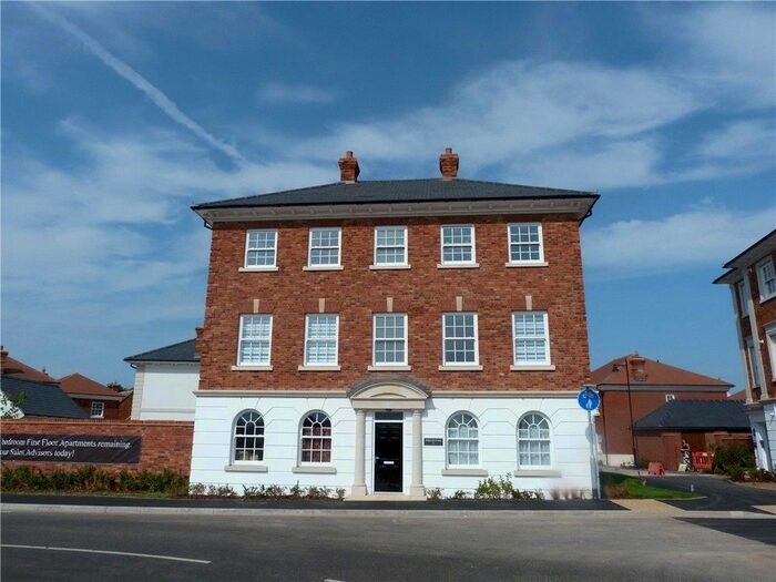 2 Bedroom Flat To Rent In Ashwick Court, Higher Eastern Hill, Yeovil, BA21