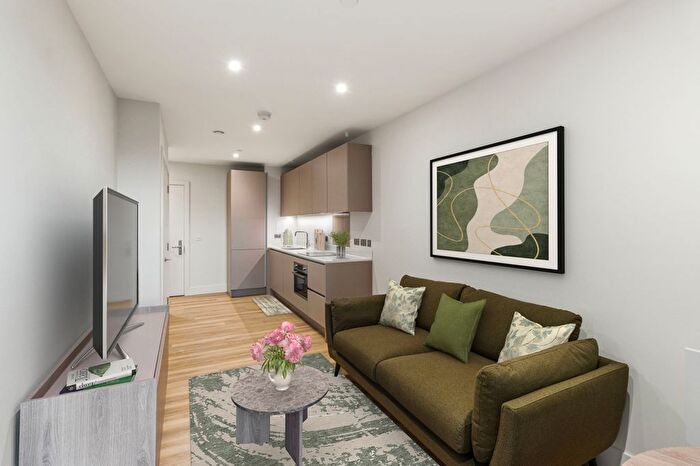 Studio To Rent In Mill Mead, Staines, TW18