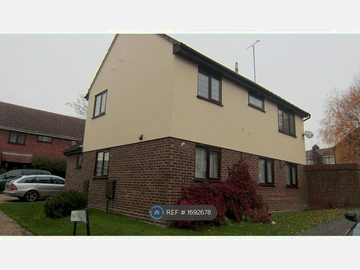 4 Bedroom Detached House To Rent In Hayward Court, Colchester, CO1