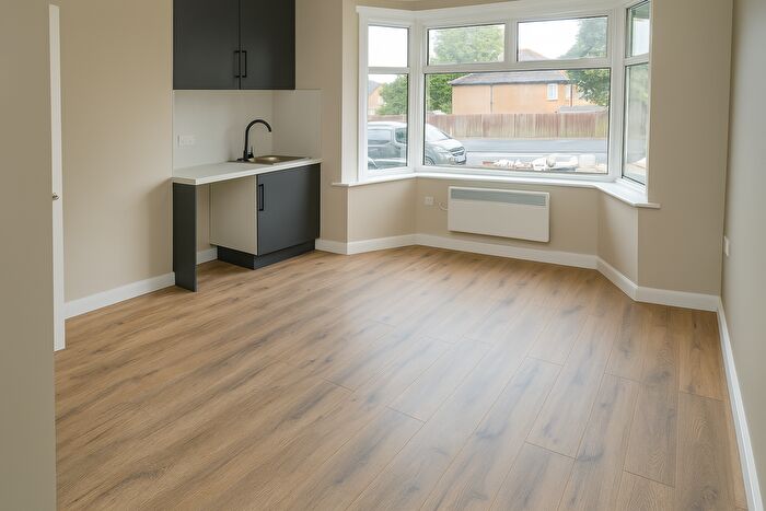 Studio To Rent In Whitton Avenue East, Greenford, UB6