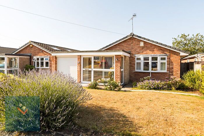 3 Bedroom Detached Bungalow For Sale In Hallows Close, Kelsall, CW6