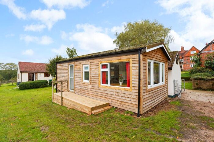 1 Bedroom Bungalow To Rent In Cods Hill Beenham, RG7