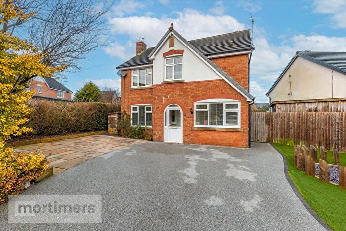 4 Bedroom Detached House For Sale In Parkdale Gardens, Blackburn, Lancashire, BB2