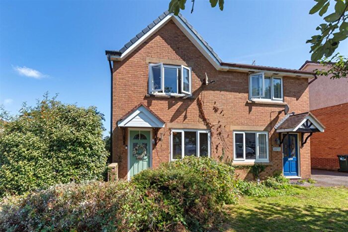 2 Bedroom Semi-Detached House For Sale In Bishopsgate, Lancaster, LA1