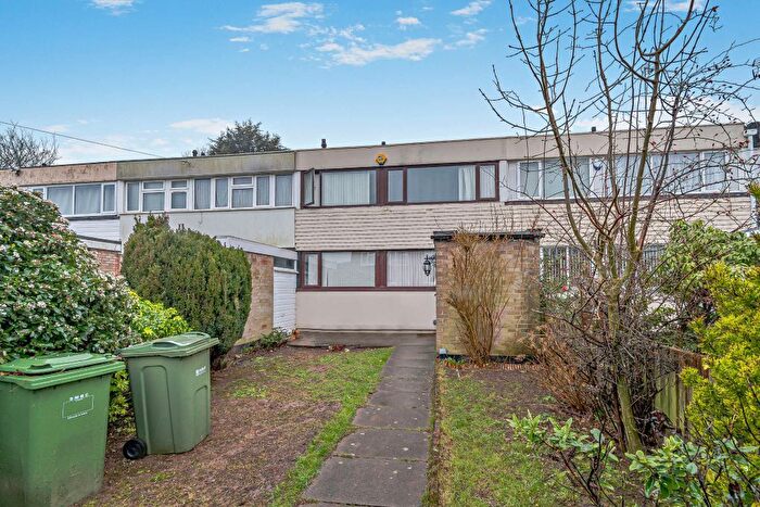 3 Bedroom Terraced House For Sale In Loyns Close, Solihull, B37