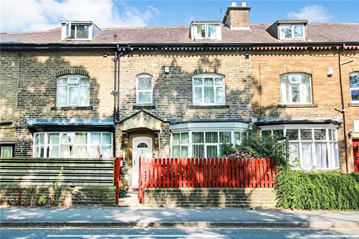 4 Bedroom Terraced House For Sale In Skipton Road, Keighley, West Yorkshire, BD20