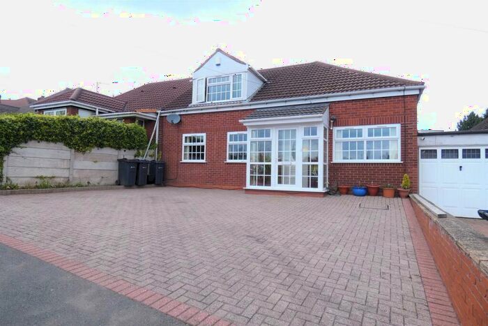 4 Bedroom Semi-Detached House For Sale In Fairview Avenue, Great Barr, Birmingham, B42