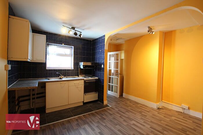 1 Bedroom Flat To Rent In High Road, Wormley, EN10