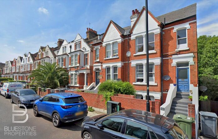 1 Bedroom Flat To Rent In Knollys Close, Knollys Road, London SW16