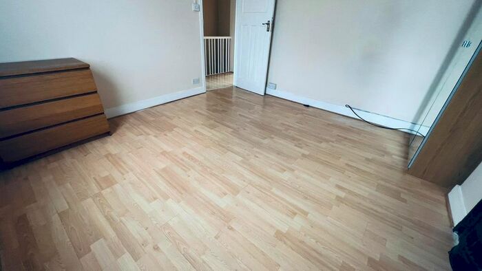 3 Bedroom Terraced House To Rent In Kempton Road, East Ham, E6