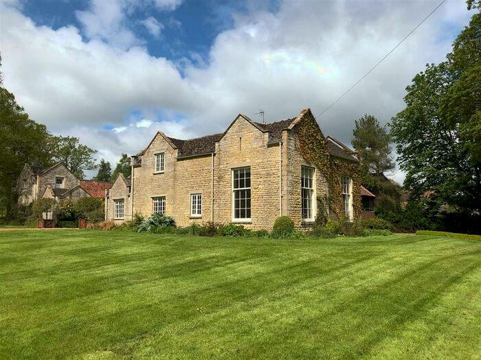 2 Bedroom House To Rent In Boothby Pagnell, Grantham, NG33