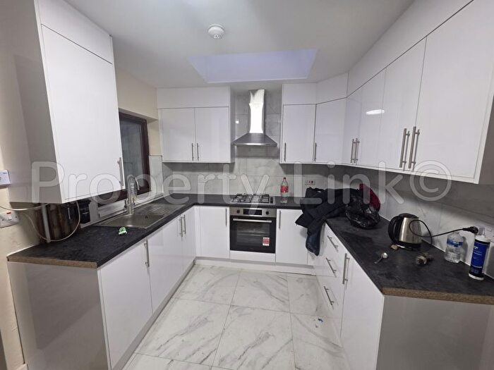 4 Bedroom Property To Rent In Grange Road, Ilford, IG1