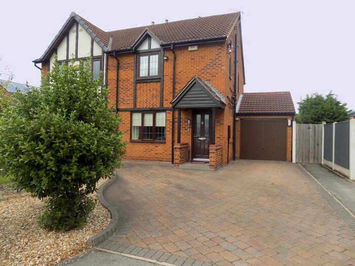3 Bedroom Semi-Detached House To Rent In Limbreck Court, Bentley, Doncaster, DN5