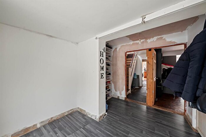 4 Bedroom Terraced House For Sale In Willow Wood Crescent, London, SE25