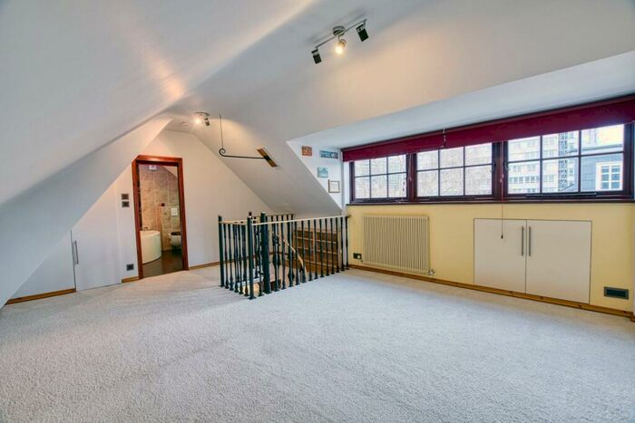 2 Bedroom Flat To Rent In Chequer Street London, EC1Y