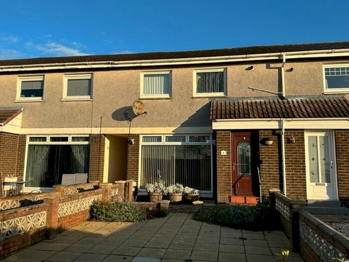 2 Bedroom Terraced House To Rent In Seventh Avenue, Birkenshaw, G71