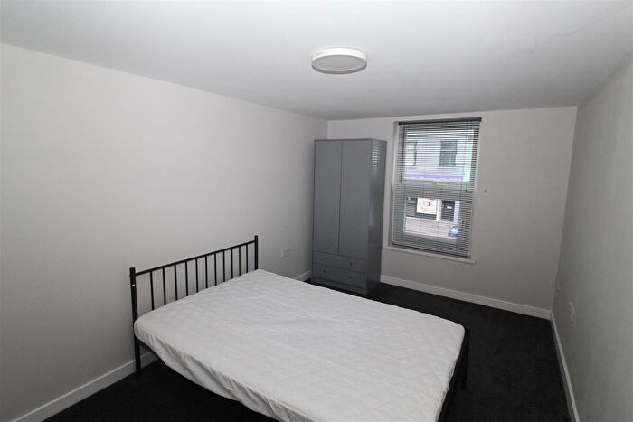 1 Bedroom Flat To Rent In Lower Cathedral Road, Riverside, Cardiff, CF11