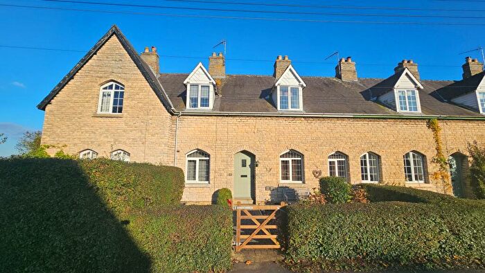 3 Bedroom Terraced House For Sale In Main Street, North Rauceby, NG34