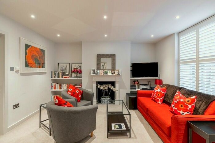 1 Bedroom Flat To Rent In Ifield Road, Chelsea, SW10