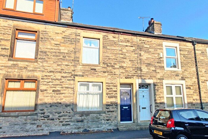 2 Bedroom Terraced House For Sale In Haw Grove, Hellifield, BD23