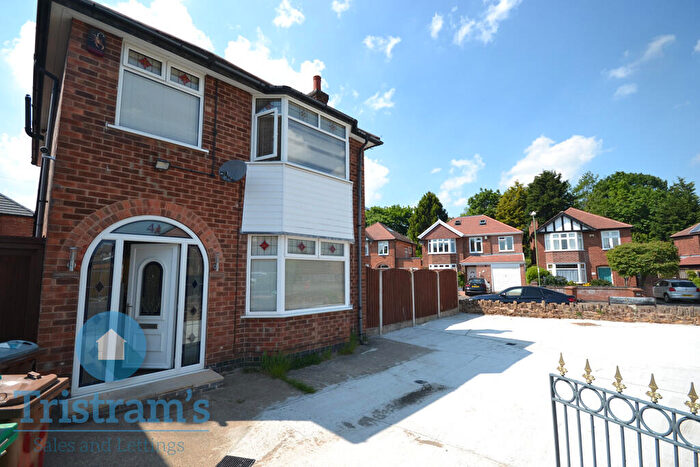 5 Bedroom Detached House To Rent In Brendon Road, Wollaton, NG8