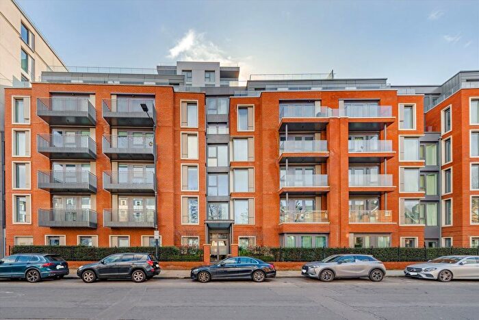 2 Bedroom Flat To Rent In Glenthorne Road, Hammersmith, W6