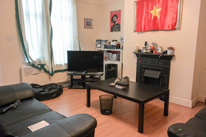 4 Bedroom Terraced House To Rent In Bennett Road, Leeds, West Yorkshire, LS6