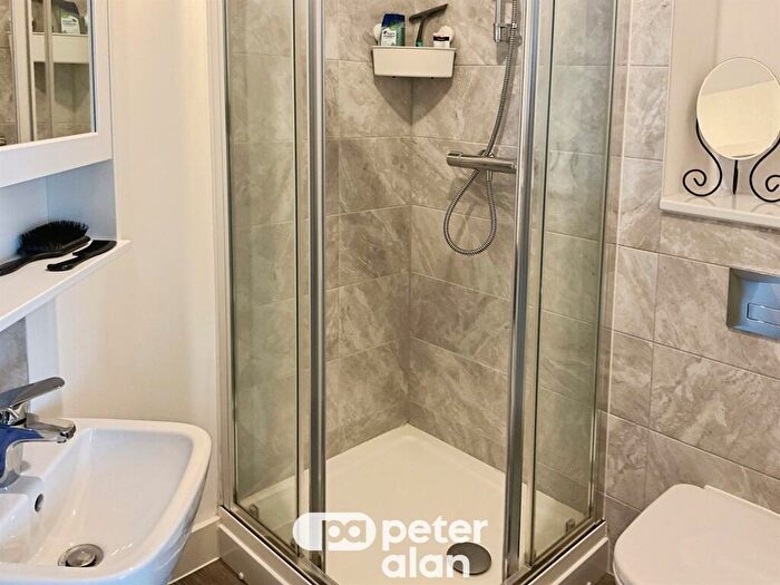 2 Bedroom Flat For Sale In Cape Lindsey Road, Newport, NP20