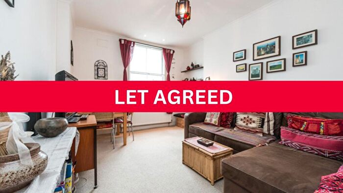 1 Bedroom Flat To Rent In Lavender Hill, Battersea, London, SW11