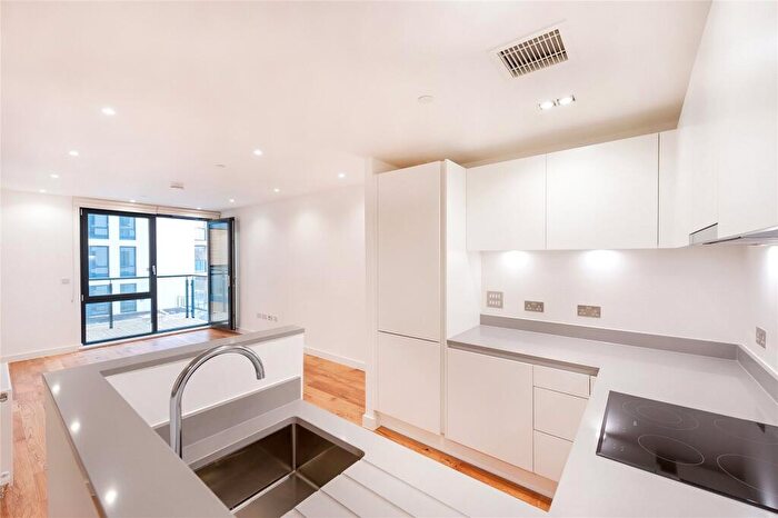 1 Bedroom Apartment To Rent In Palmers Road, Bethnal Green, London, E2