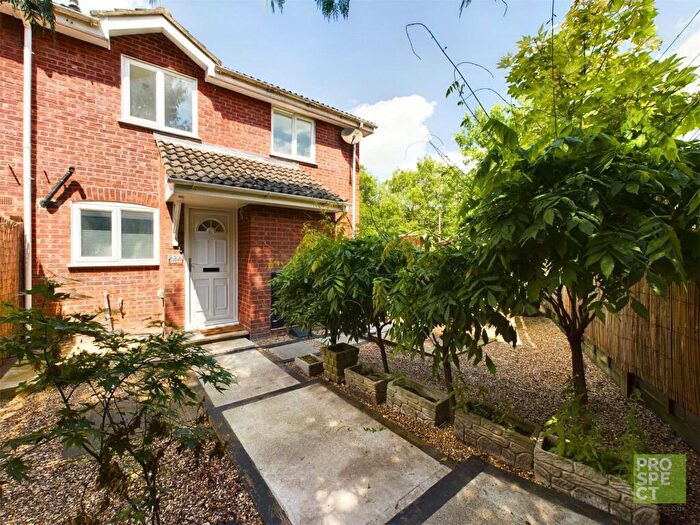 2 Bedroom Semi Detached House To Rent In Hexham Close, Owlsmoor, Sandhurst, Berkshire, GU47