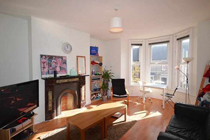 8 Bedroom Terraced House To Rent In £pppw - Holly Avenue, Jesmond, NE2