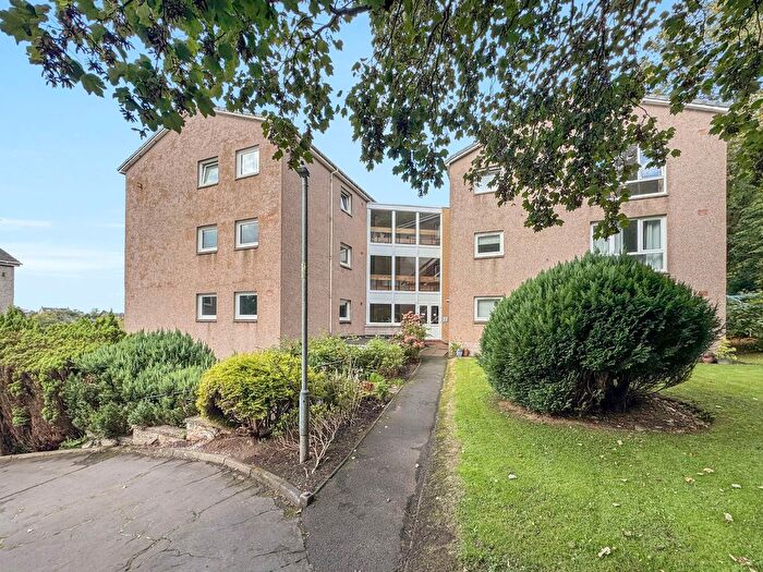 2 Bedroom Flat For Sale In Camphill Avenue, Langside, G41