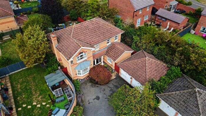 4 Bedroom Detached House For Sale In Damson Close, Thrapston, NN14