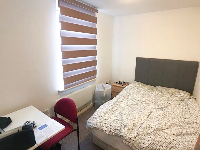 3 Bedroom Flat To Rent In Alan Road, Withington, Manchester, M20