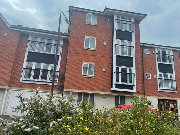 2 Bedroom Flat To Rent In Auriga Court, Derby, DE1