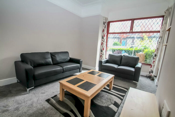 4 Bedroom Terraced House To Rent In Stanmore Street, Burley, Leeds, LS4