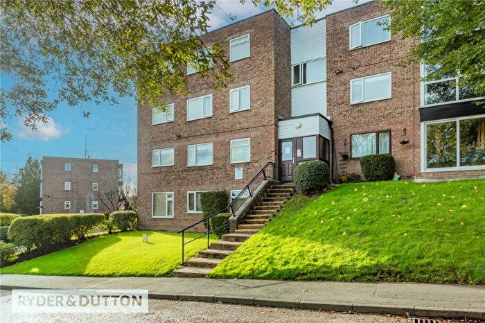 2 Bedroom Apartment For Sale In Heywood Court, Rhodes, Middleton, Manchester, M24