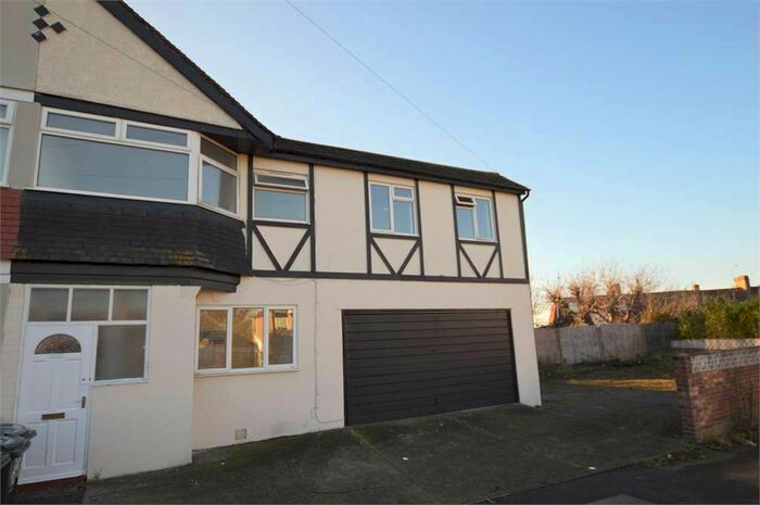 5 Bedroom Semi-Detached House To Rent In Priory Gardens, Dartford, Kent DA1