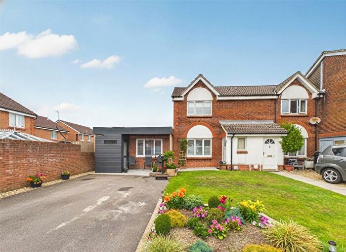4 Bedroom Semi-Detached House For Sale In Troak Close, Christchurch, Dorset, BH23