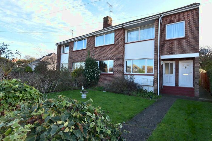 2 Bedroom Maisonette To Rent In Queens Road, Clacton-On-Sea CO15