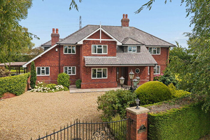 5 Bedroom Detached House For Sale In Startley Nook, Whitestake, Preston, PR4