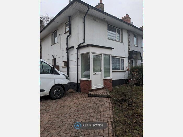 3 Bedroom Semi-Detached House To Rent In Daisy Farm Road, Birmingham, B14