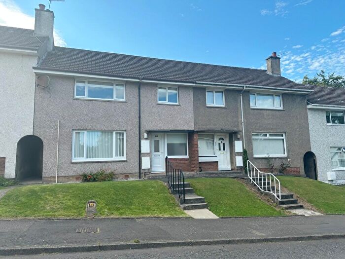 3 Bedroom Terraced House To Rent In Kelso Drive, Glasgow, G74