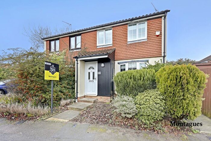 3 Bedroom House For Sale In Wellington Road, North Weald, CM16